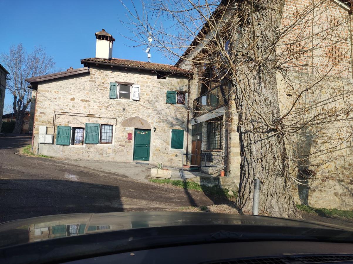 La Corte Dei Celti San Benedetto Del Querceto Bagian luar foto