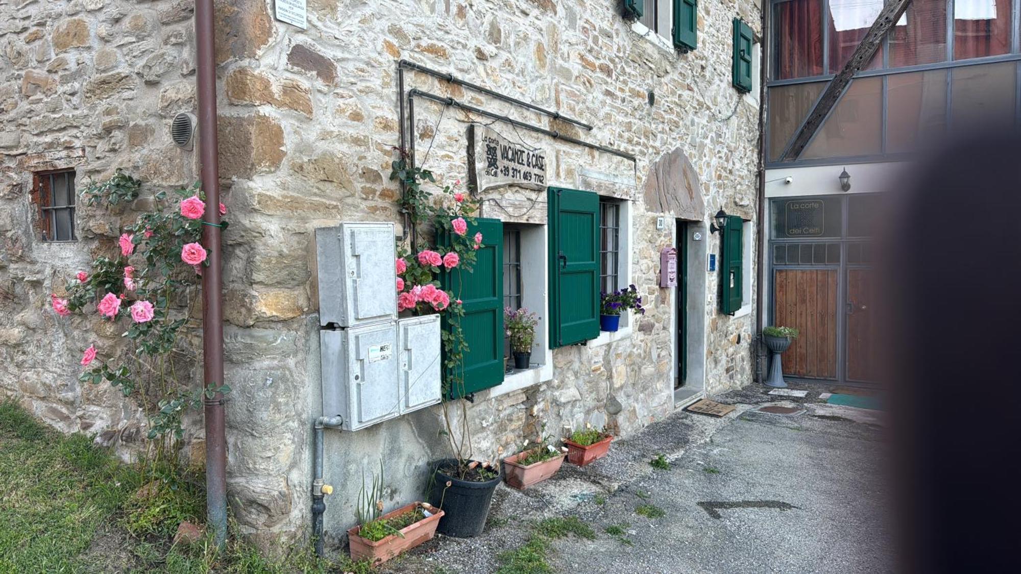 La Corte Dei Celti San Benedetto Del Querceto Bagian luar foto