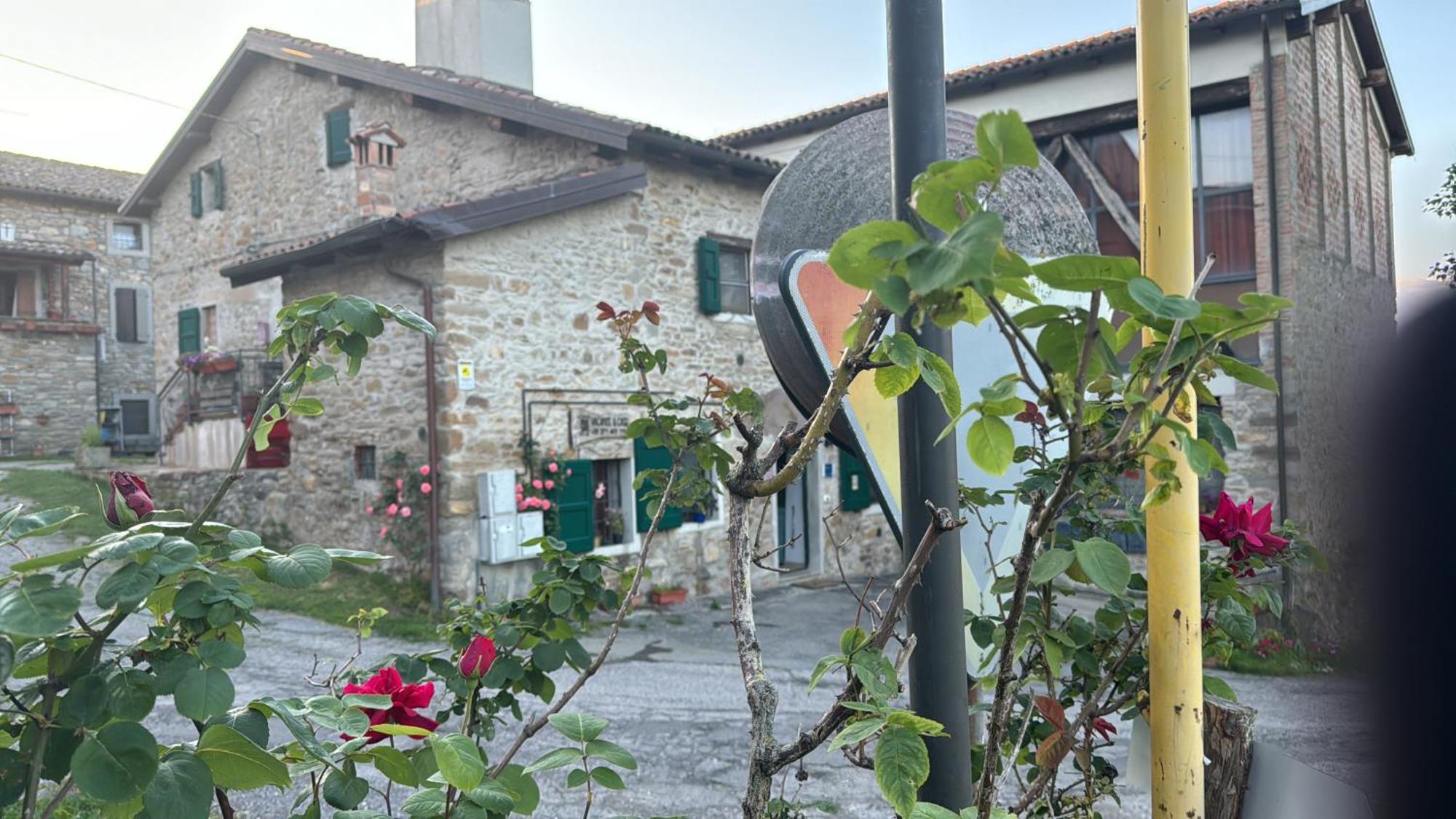 La Corte Dei Celti San Benedetto Del Querceto Bagian luar foto
